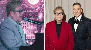 David Furnish faz 64 anos e ganha serenata de Elton John em festa de gala