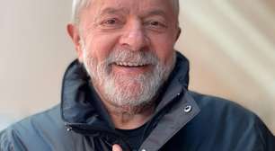 Lula cita Corinthians em discurso após vitória e brinca: 'Parece Bolsonaro, só perde'