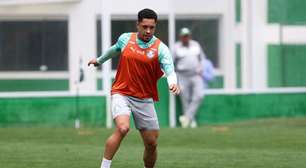 Vitor Roque é novidade no treino, e Sosa sofre lesão no Palmeiras