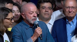 Lula ironiza o Corinthians em seu 1º discurso após reeleição: 'Tá parecendo o Bolsonaro, só perde'