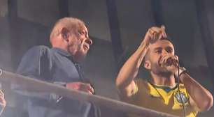 Na Paulista, Janones chama Lula de 'maior líder popular da história' do Brasil