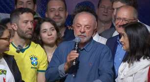 Lula destaca 'generosidade da juventude' e diz que sua reeleição foi 'derrota do negacionismo'