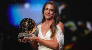 Alexia Putellas vence a Bola de Ouro e lidera noite de consagração do futebol espanhol