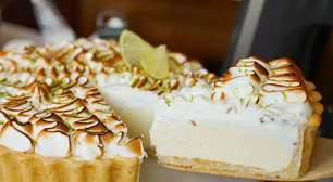 Torta de limão com nível profissional de vitrine, com massa crocante e cobertura aveludada