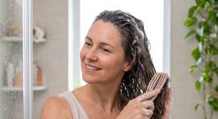 Nuria Dueñas, cabeleireira espanhola: 'Se você tem cabelo com frizz, ao lavar o cabelo com uma escova e movê-la em todas as direções, sem esfregar, você reduzirá o frizz em até 80%'