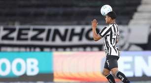 Huguinho ganha chance para retomar espaço no Botafogo