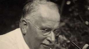 Carl Jung, psiquiatra: "O homem que envelhece deveria saber que existe um processo interno e implacável que força a restringir sua vida"