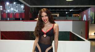 Anitta repete legging transparente de 2021 em ensaio de Carnaval na Grande Rio; veja detalhes do look