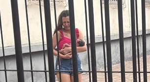 Fotógrafa ouve choro a caminho do mercado e encontra bebê em lixo no Rio