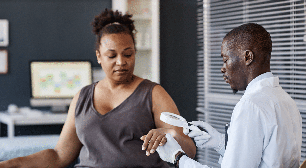 Câncer de pele: por que consultas devem continuar mesmo após a retirada do tumor?