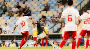 Marcão responde sobre mudar esquema tático e jogadores após vitória sobre o Inter