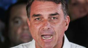 Qual o futuro do bolsonarismo após Flávio Bolsonaro deixar o Brasil e se declarar 'o verdadeiro presidente do Brasil'?