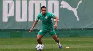 Volante assina até 2031, Giay ganha destaque após erro e atualização sobre Paulinho, Vitor Roque e Sosa: as últimas notícias do Palmeiras