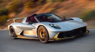Aston Martin aposta em três motores elétricos no novo Valhalla Spider