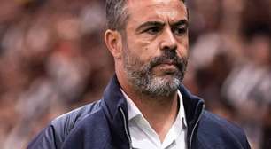 "Ficou barato", diz Artur Jorge sobre vitória do Cruzeiro no clássico