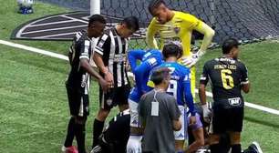 Zagueiro do Atlético, Vitão deixa clássico mineiro de ambulância