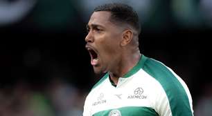 Coritiba vence o Vitória e encerra jejum de dois meses no Brasileirão
