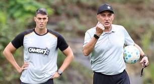 Botafogo realiza treino aberto de olho em recuperação no Brasileiro