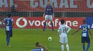 Porto vence Nacional com gol de letra; veja
