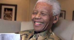 Família de Mandela teria se reunido para decidir funeral