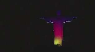 Cristo Redentor ganha as cores de Argentina e Alemanha