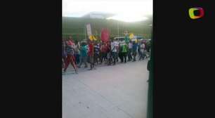 Grupo protesta contra aumento de tarifas na zona leste de SP