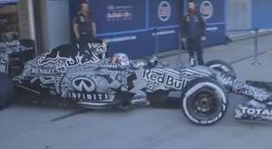 Red Bull "camufla" novo modelo e aparece com carro zebrado