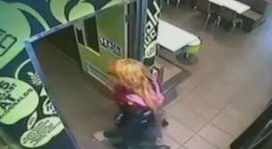 Vestido de mulher, ladrão rouba restaurante na Austrália