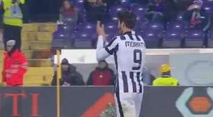 Atacante da Juventus provoca torcida rival após expulsão