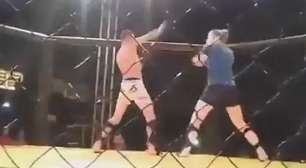 Lutadora enfrenta homem no MMA e vence por nocaute em 53s
