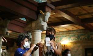 Saúde anuncia início da vacinação de pessoas de 18 a 59 anos