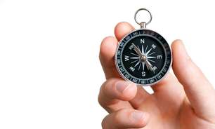 Por que a bússola sempre aponta para o norte?