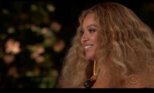 Beyoncé presta homenagem a Elza Soares