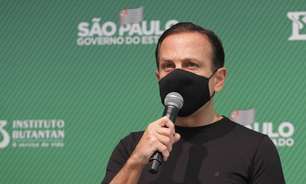 Doria promete vacinar todos adultos de SP até fim de outubro