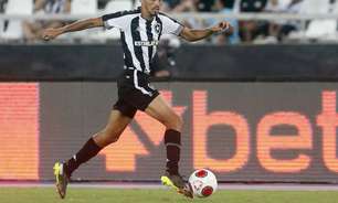 Juninho define estreia como sonho: 'Vestir a camisa do Botafogo é uma honra que nem todos podem ter'