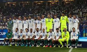 Mesmo com vice no Mundial, Palmeiras deixa hotel em Abu Dhabi aplaudido por  torcedores