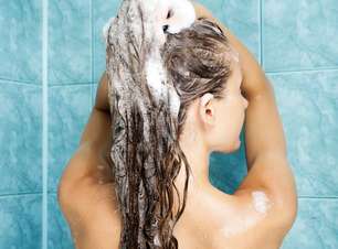 Oleoso, misto ou seco: saiba como lavar cada tipo de cabelo