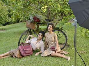 Juliana Paes e Camila Coelho estrelam campanha de bolsas