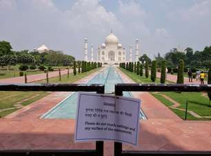 Taj Mahal recebe 1ºs visitantes em meio a aumento de casos