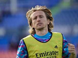 Real Madrid renova contrato de Luka Modric por mais um ano