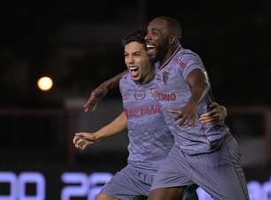 Fluminense goleia o Volta Redonda e ganha a 7ª consecutiva
