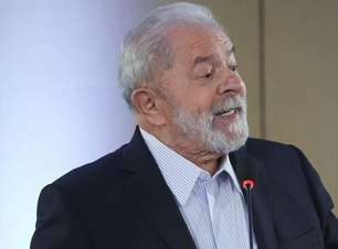Lula diz que na eleição dará golpe "na urna" em Bolsonaro