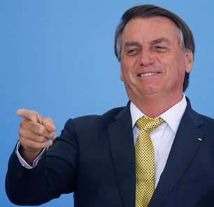 Bolsonaro agradece aprovação de PEC que turbina benefícios sociais