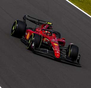 F1: Sainz é o mais rápido em Silverstone. Hamilton é 2º