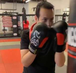 Em busca do sonho de ser lutador profissional, brasileiro Gustavo de Noronha se dedica ao Muay Thai