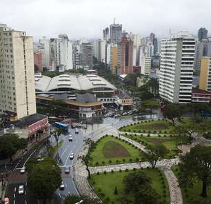 Chuva e ventania em Belo Horizonte