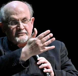 Salman Rushdie: o que se sabe sobre o homem acusado pelo ataque contra o escritor em Nova York