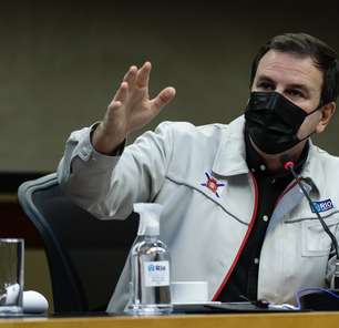 Paes admite voltar exigir uso de máscaras em locais abertos