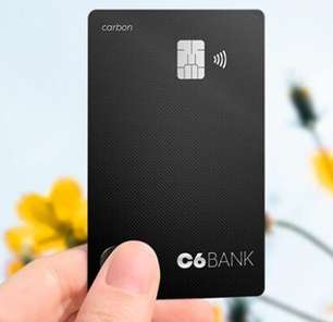 C6 Bank oferece dois meses gratuitos de seguro para Pix e cartão