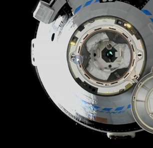Concorrente de Musk, cápsula da Boeing se acopla à ISS com sucesso